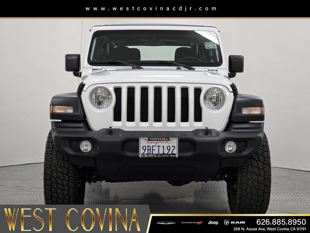 Used 2022 White Jeep Sport image 24