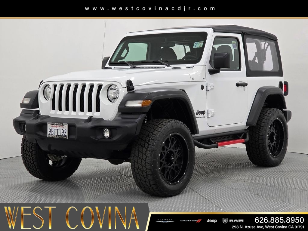 Used 2022 White Jeep Sport image 25