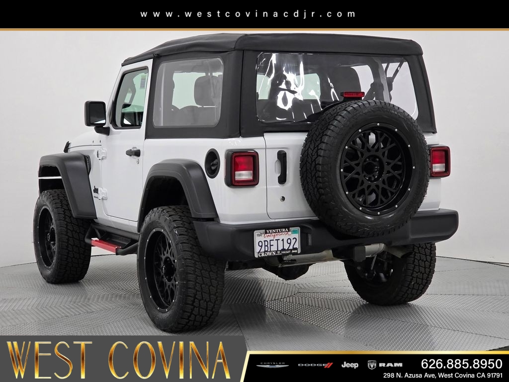 Used 2022 White Jeep Sport image 27
