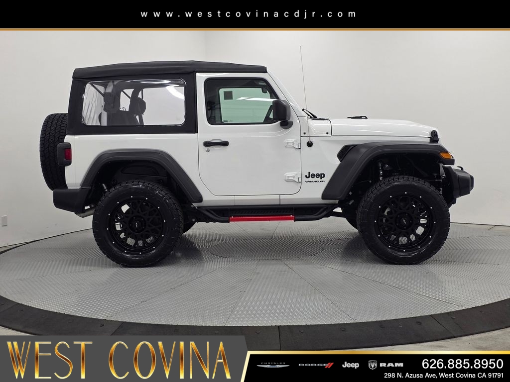 Used 2022 White Jeep Sport image 30