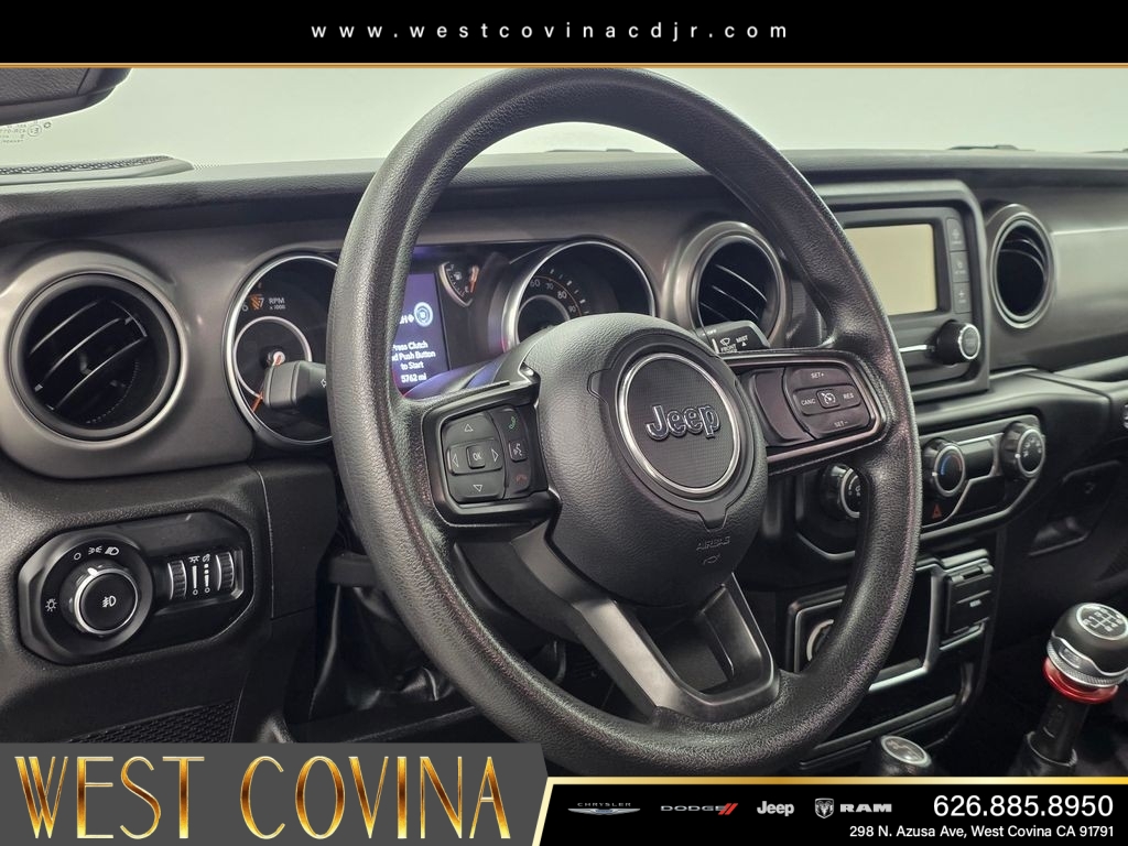 Used 2022 White Jeep Sport image 39