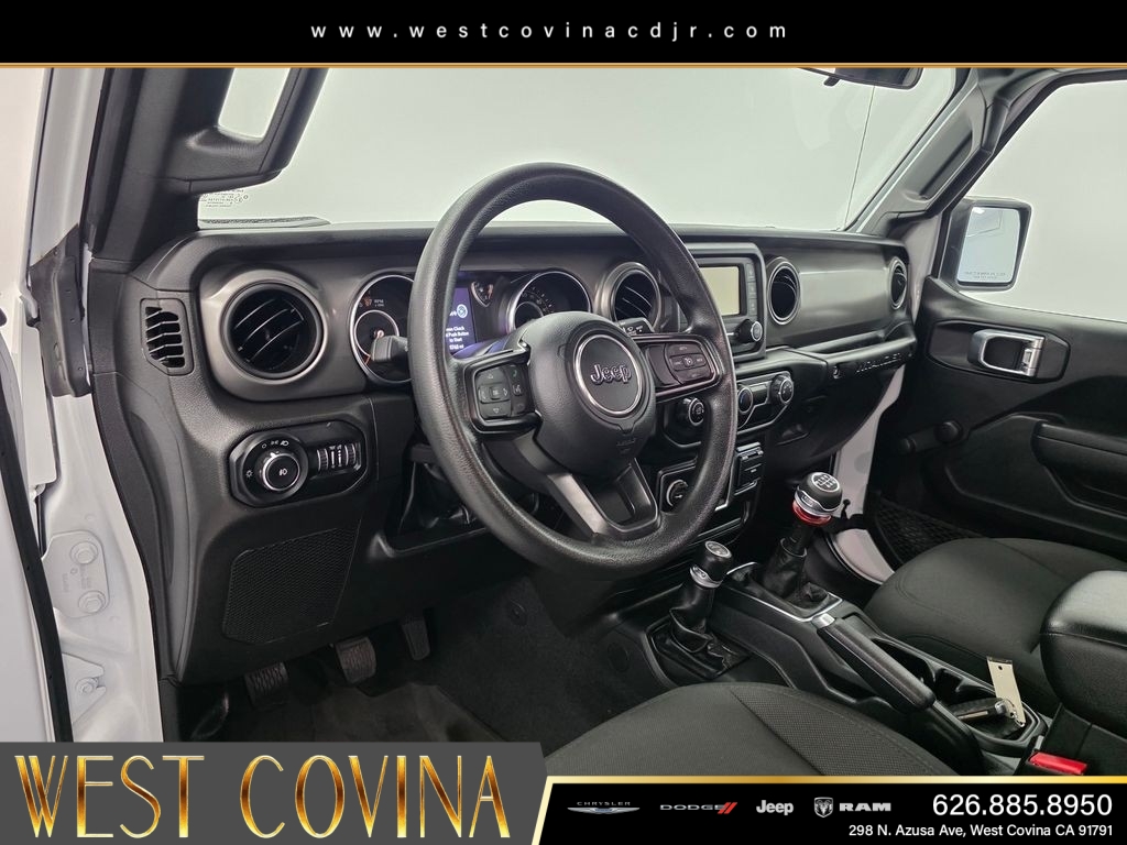 Used 2022 White Jeep Sport image 40