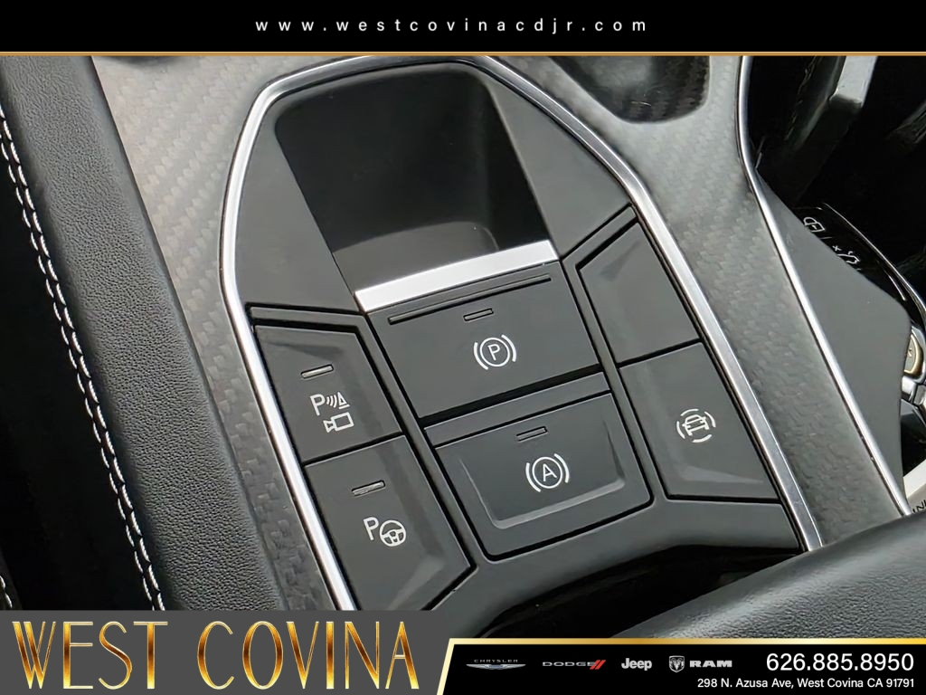 Used 2024  Lamborghini Performante image 22