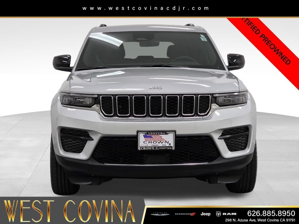 Certified Used 2025 Silver Jeep Laredo image 2