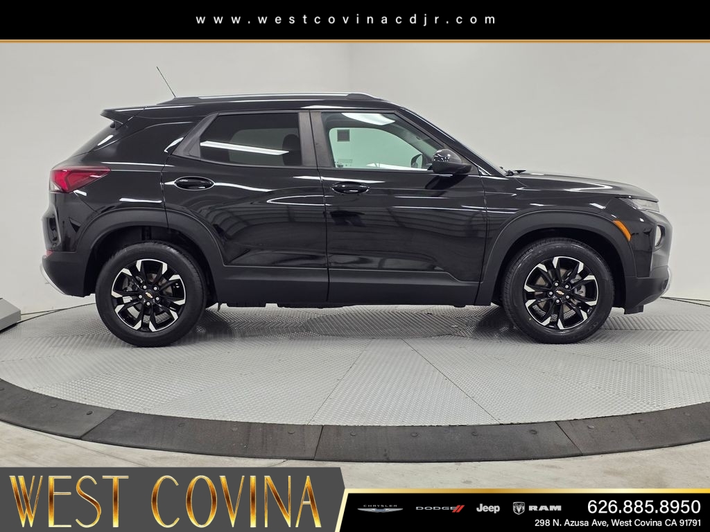 Used 2023 Black Chevrolet LT image 8