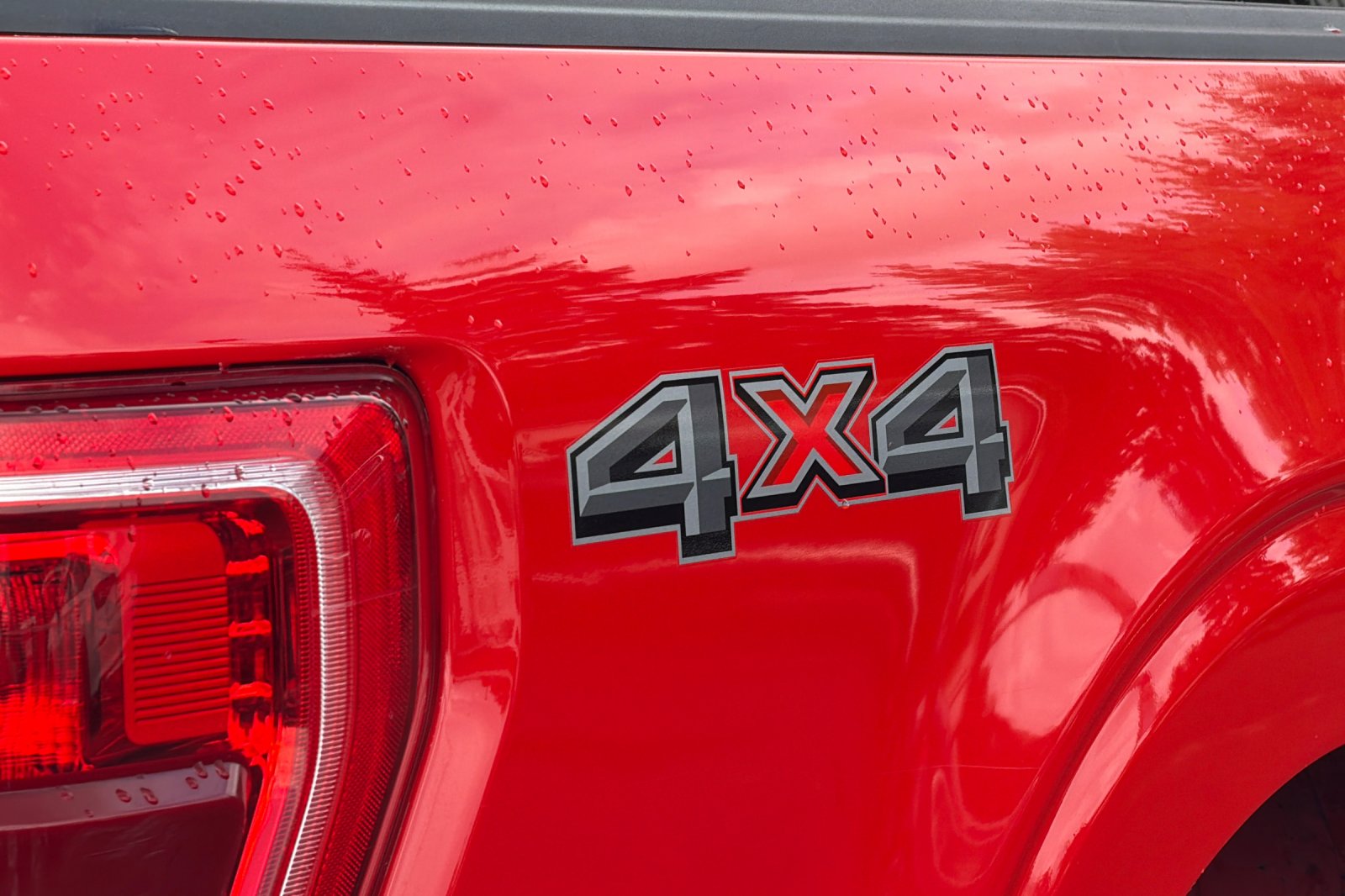 2023 Ford F-150 XLT - Photo 7