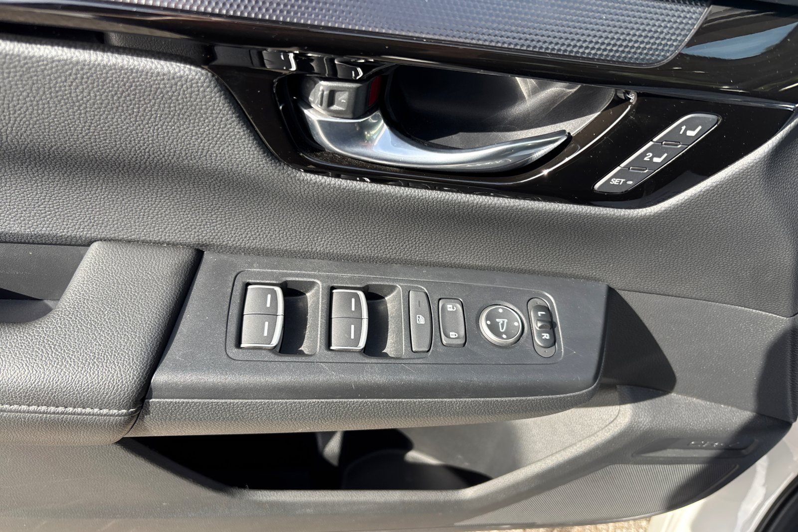 Certified Used 2025 White Honda EX-L image 13