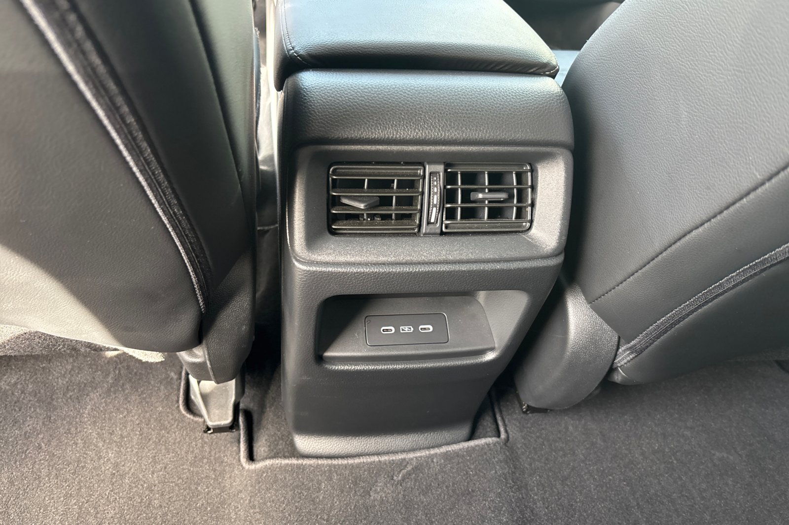Certified Used 2025 White Honda EX-L image 15