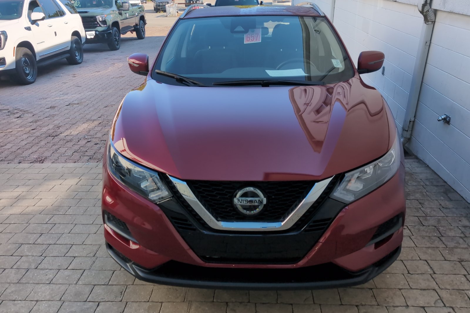 Used 2020 Red Nissan SV image 12