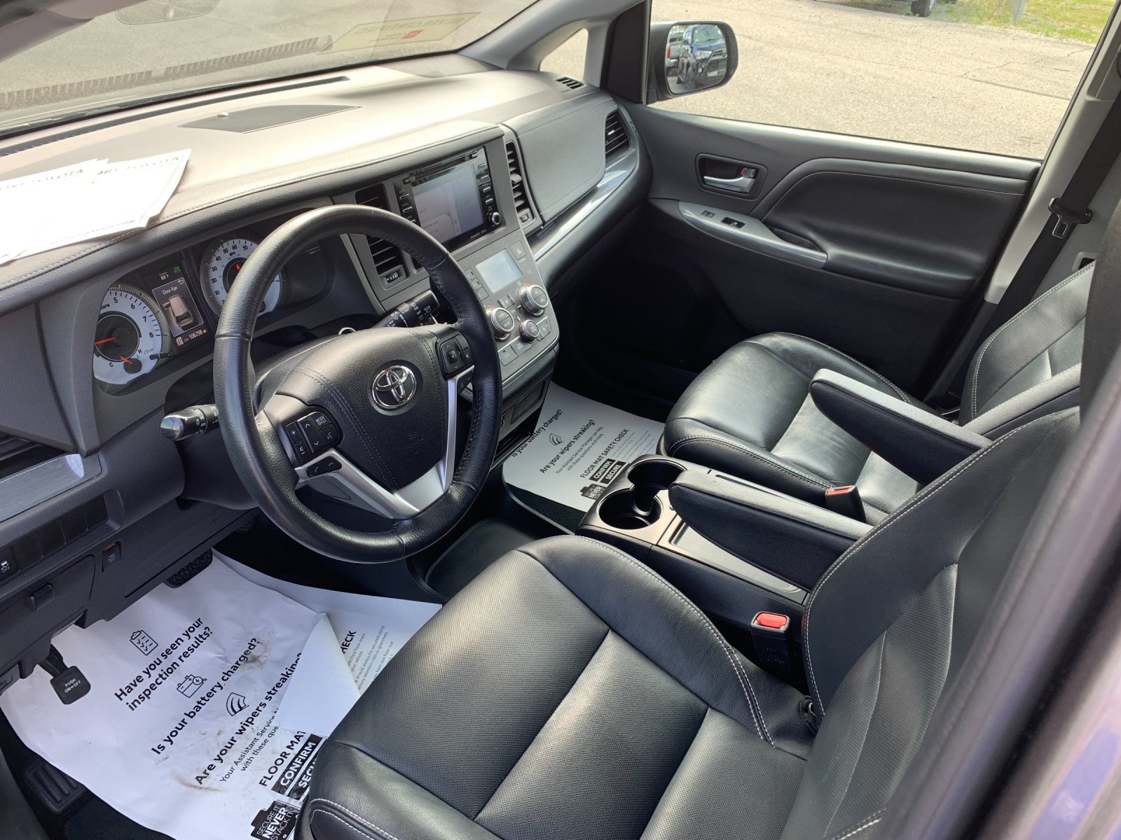 Certified Used 2018 Gray Toyota SE Premium image 11