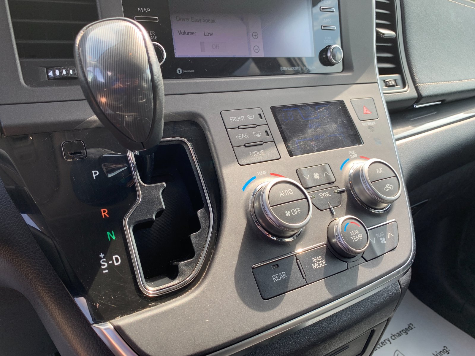 Certified Used 2018 Gray Toyota SE Premium image 25