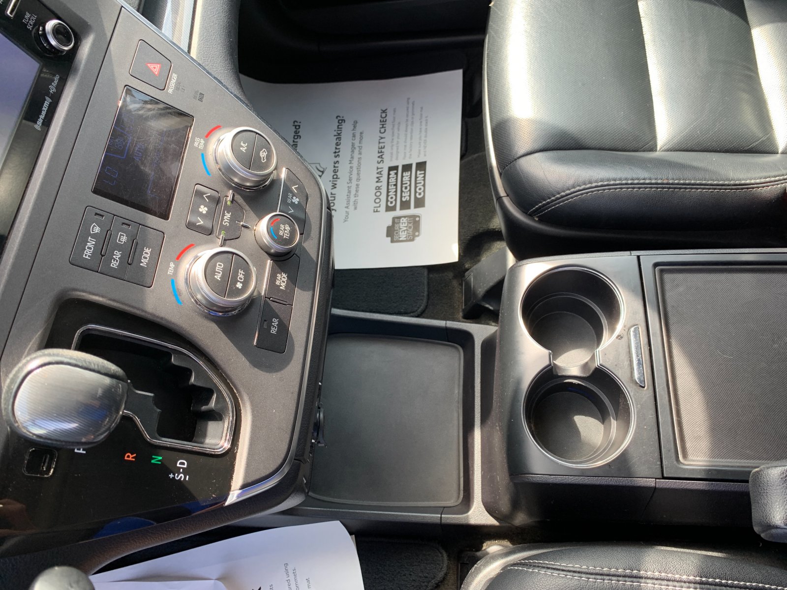 Certified Used 2018 Gray Toyota SE Premium image 26