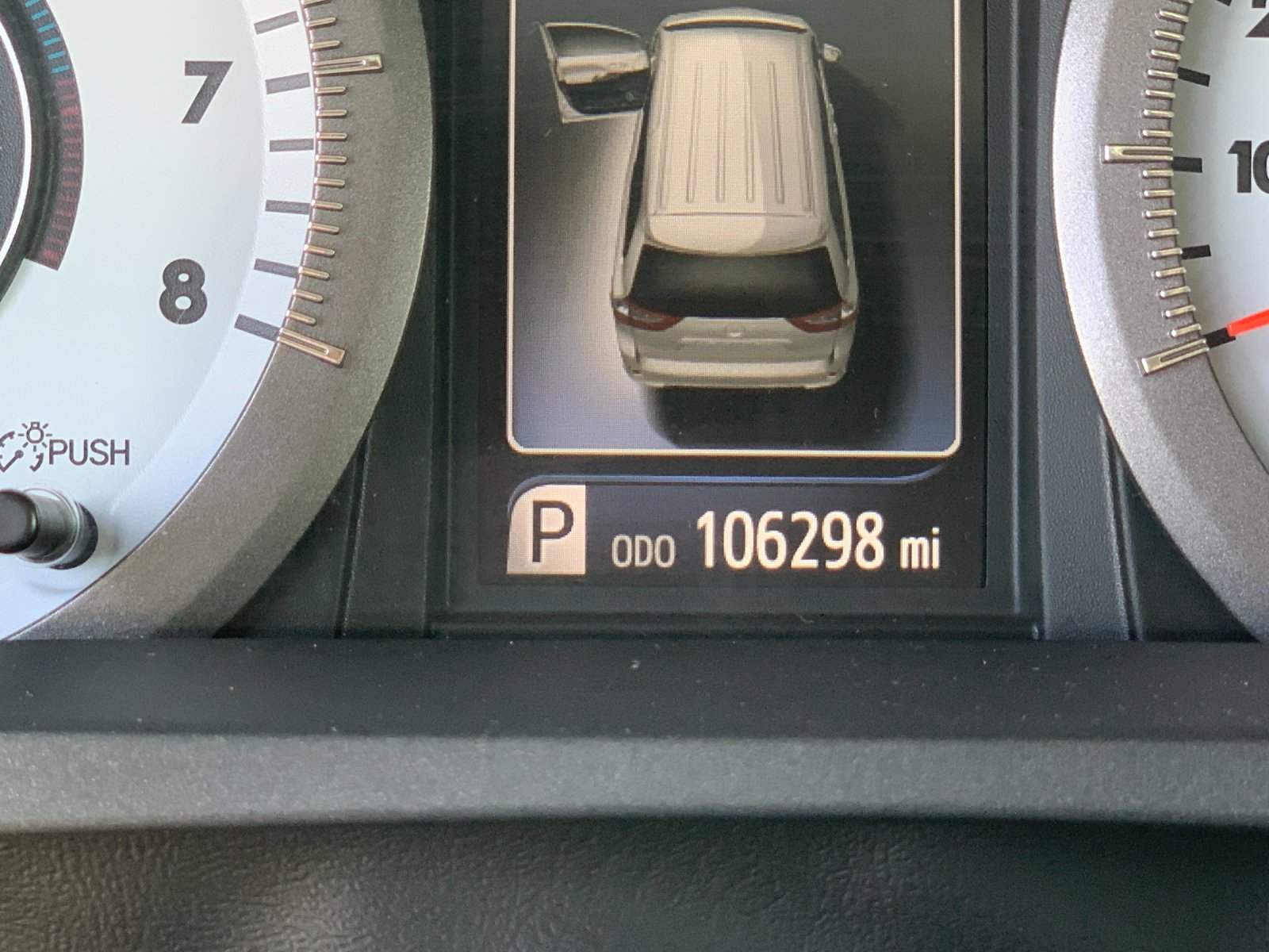 Certified Used 2018 Gray Toyota SE Premium image 32