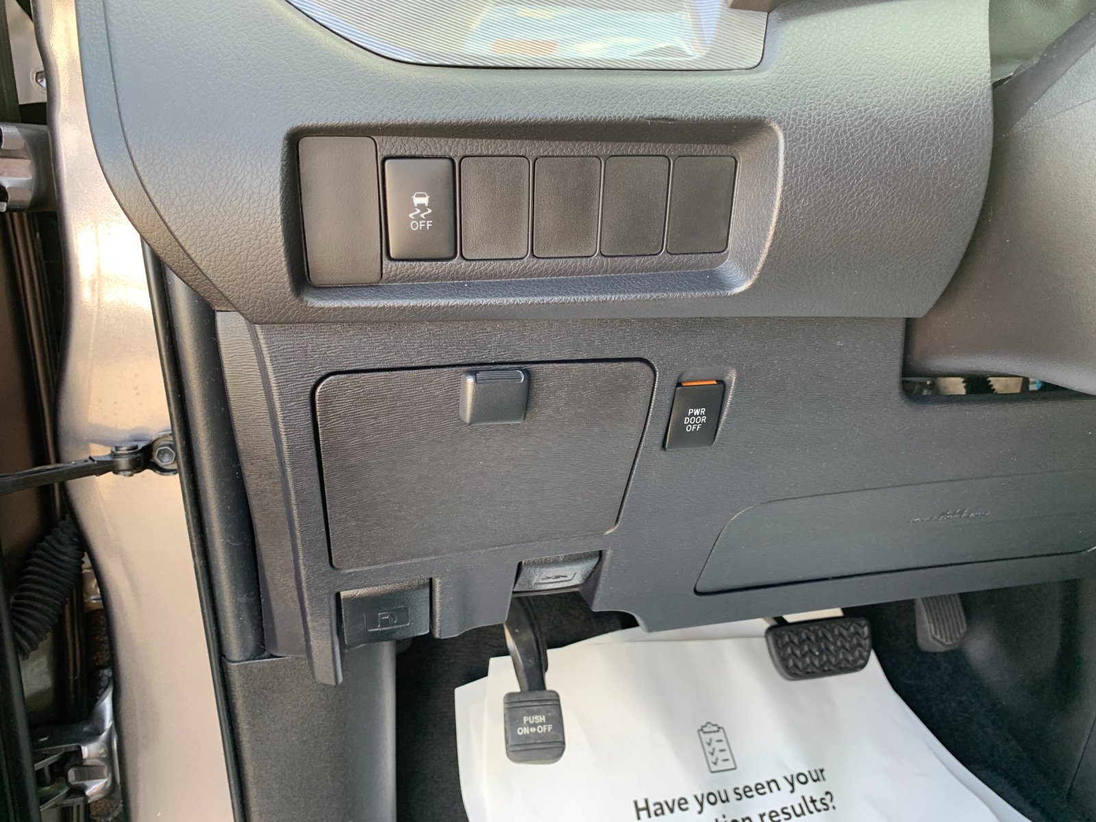 Certified Used 2018 Gray Toyota SE Premium image 33