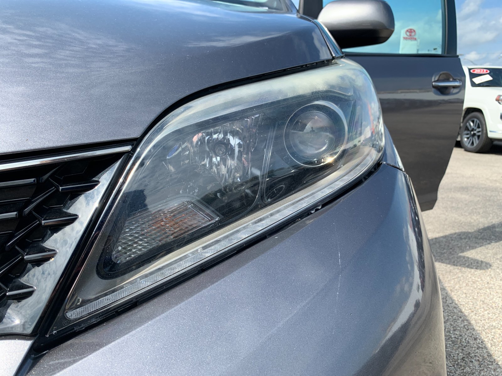 Certified Used 2018 Gray Toyota SE Premium image 38