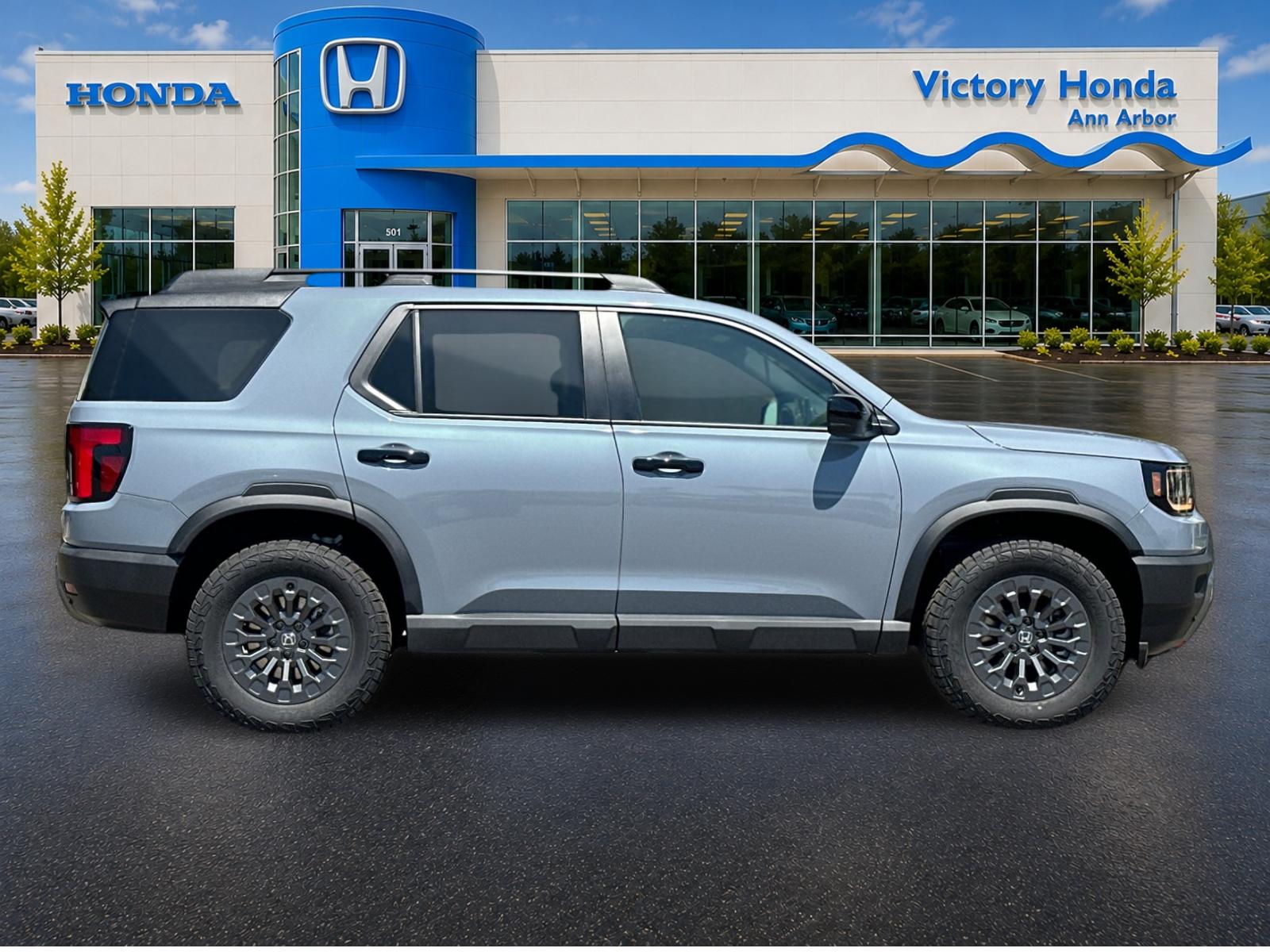 New 2026 Sonic Gray Pearl Honda TrailSport image 4