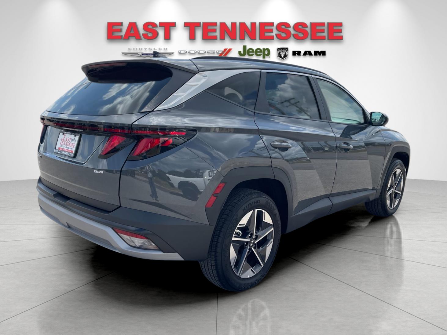 Used 2025 Gray Hyundai SEL image 3