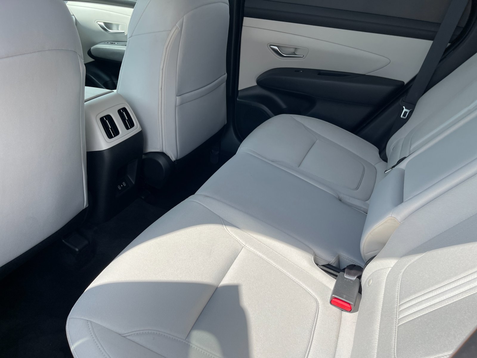 Used 2025 Gray Hyundai SEL image 14
