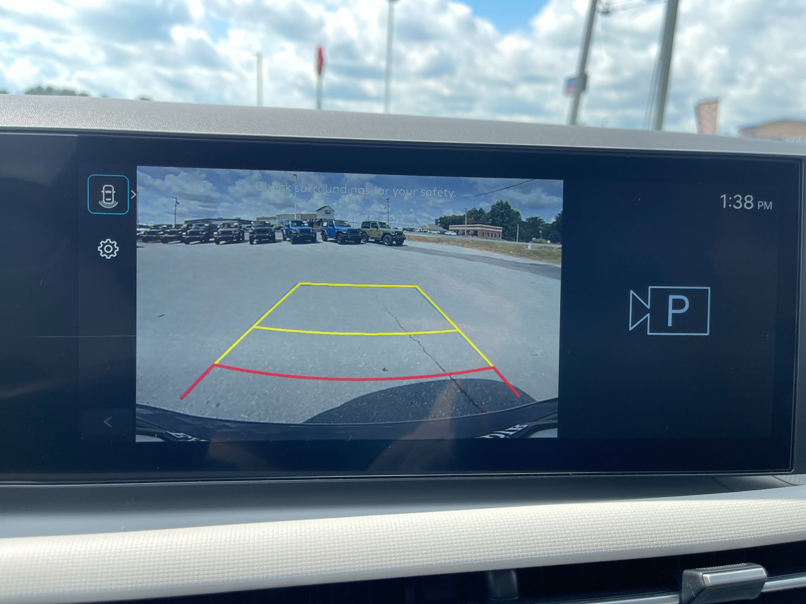 Used 2025 Gray Hyundai SEL image 23