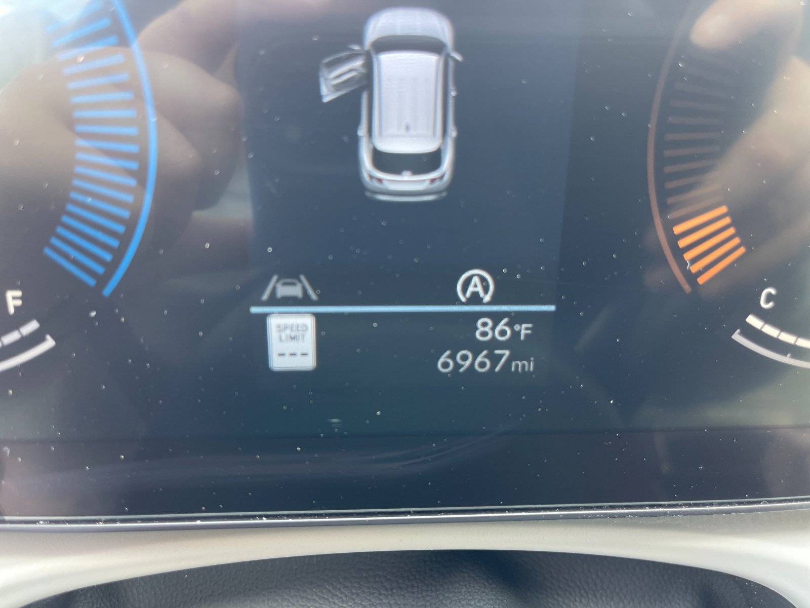 Used 2025 Gray Hyundai SEL image 31