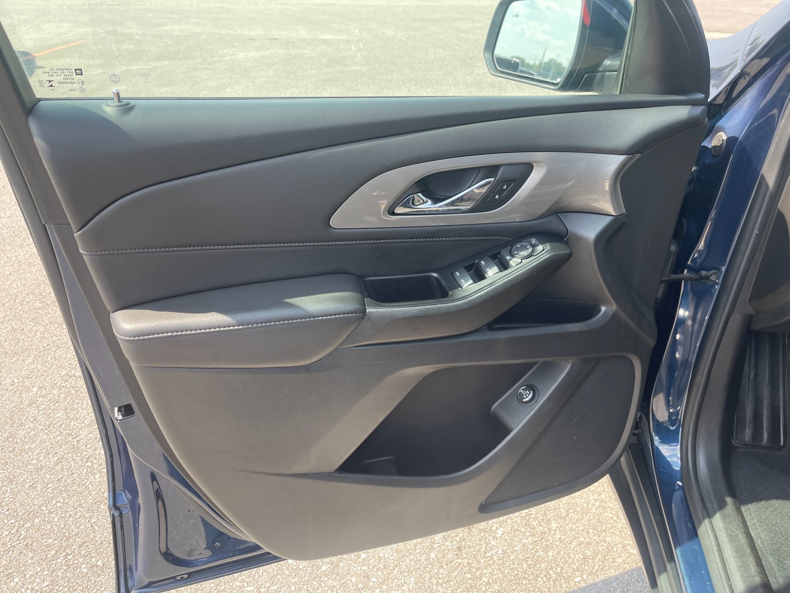 Used 2023 Blue Chevrolet LT image 11