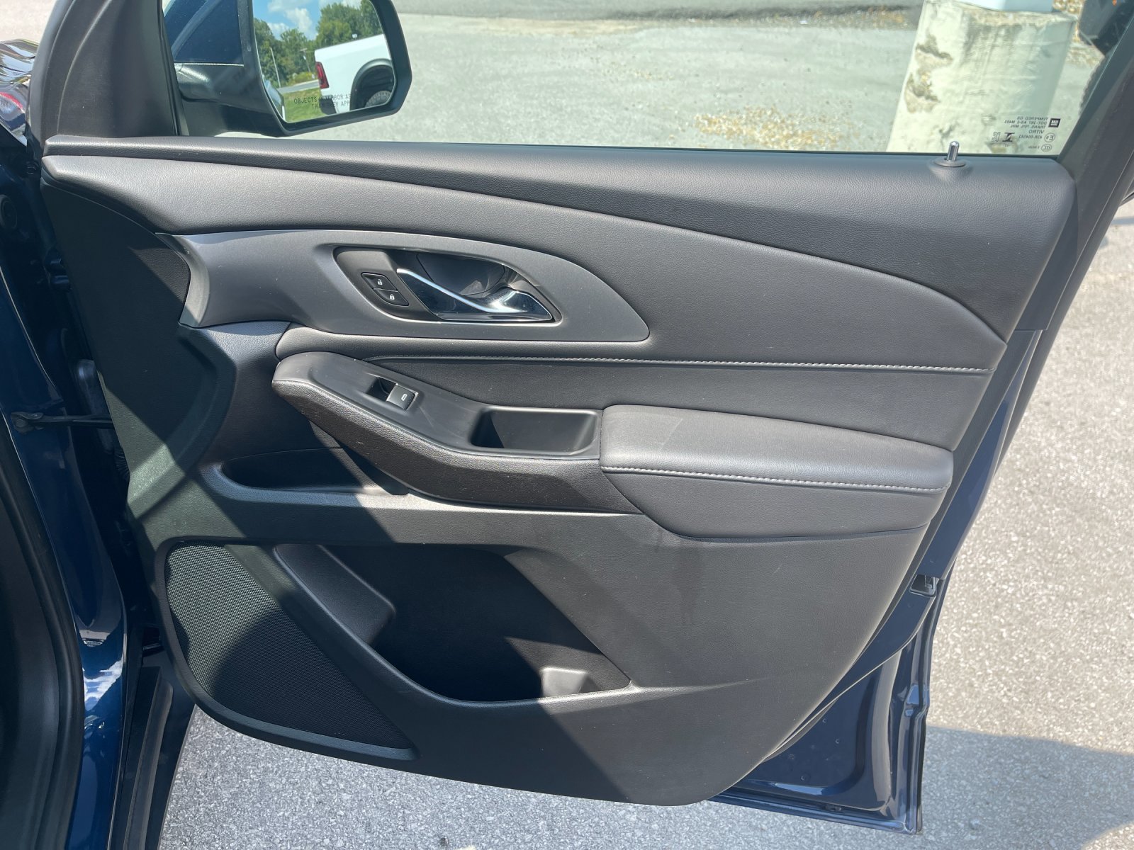Used 2023 Blue Chevrolet LT image 20