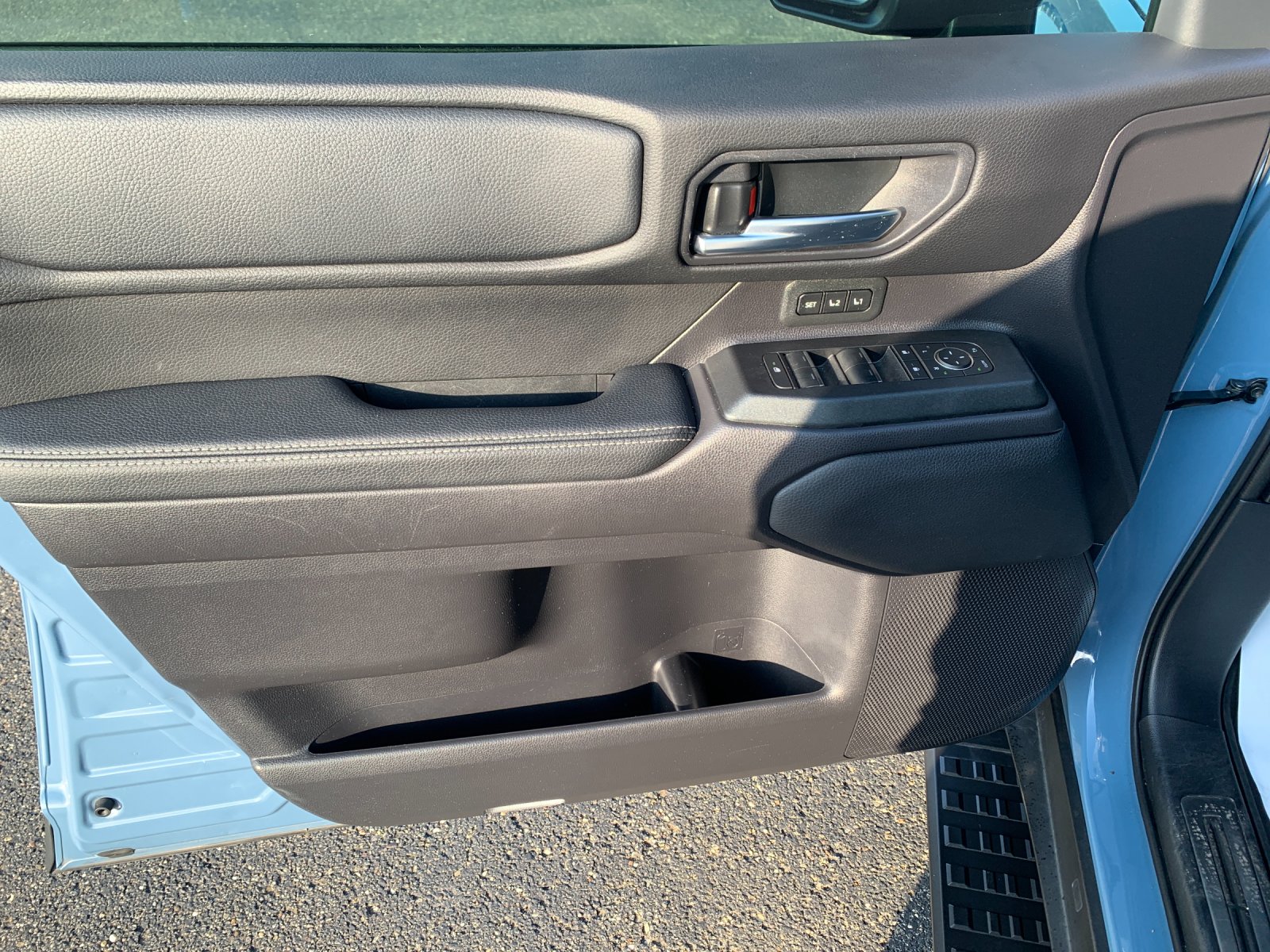 Used 2025 Blue Toyota Base image 12