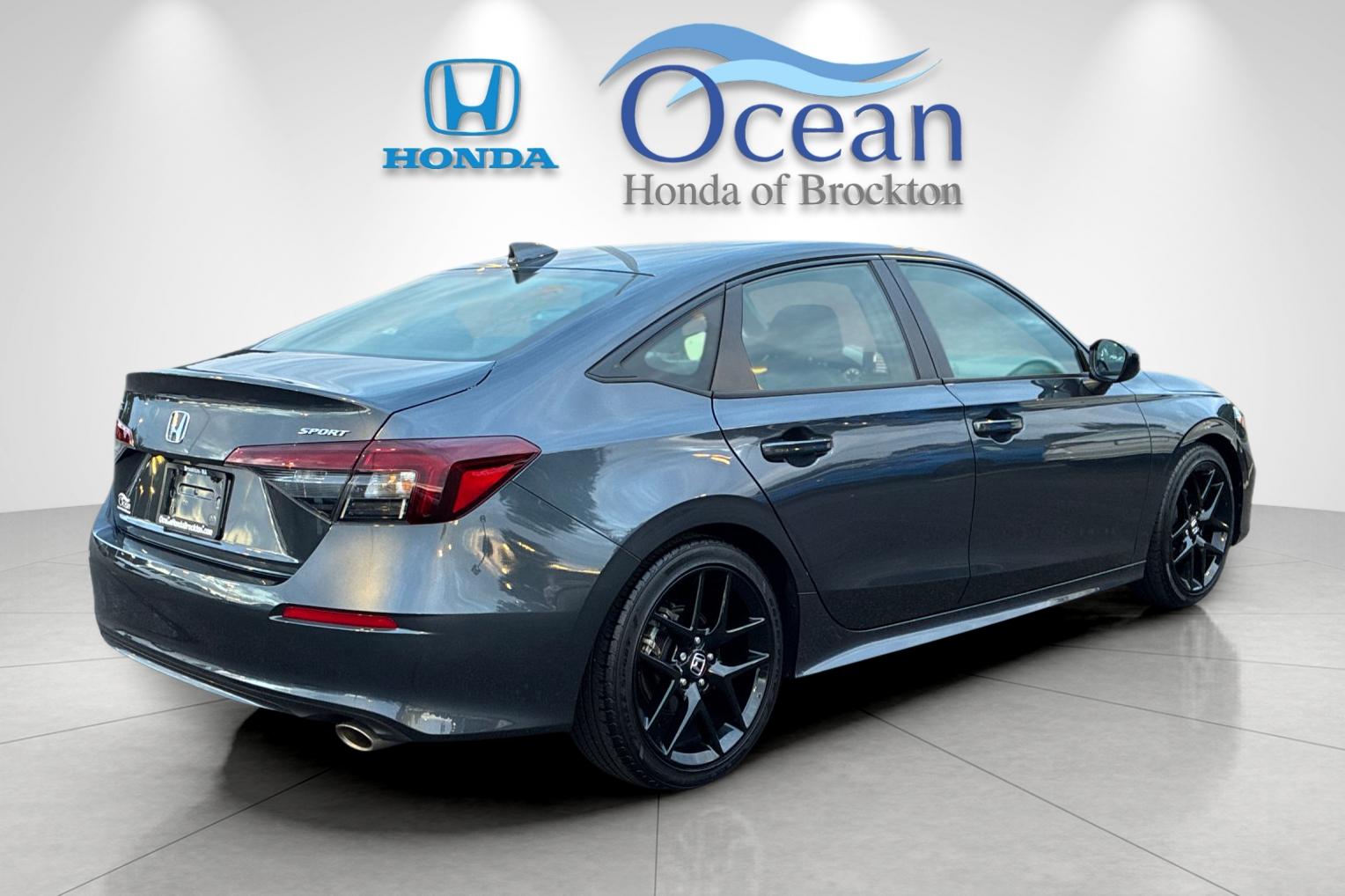 Used 2025 Meteorite Gray Metallic Honda Sport image 3