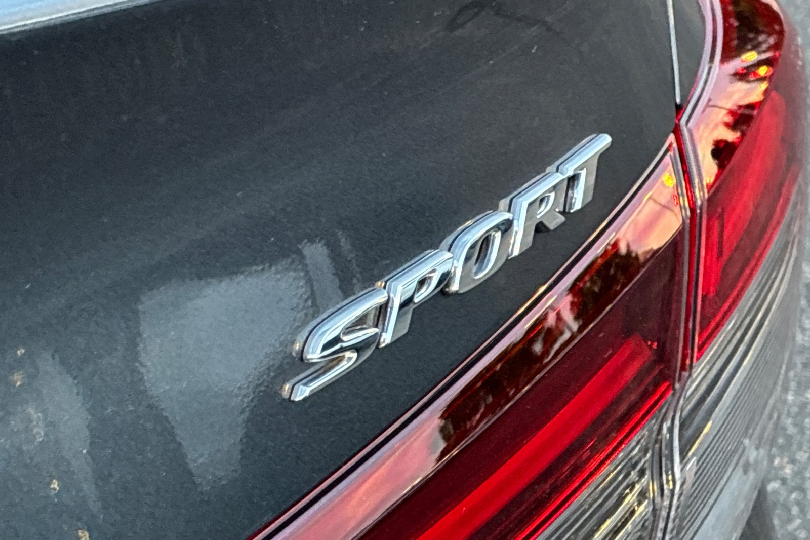 Used 2025 Meteorite Gray Metallic Honda Sport image 38