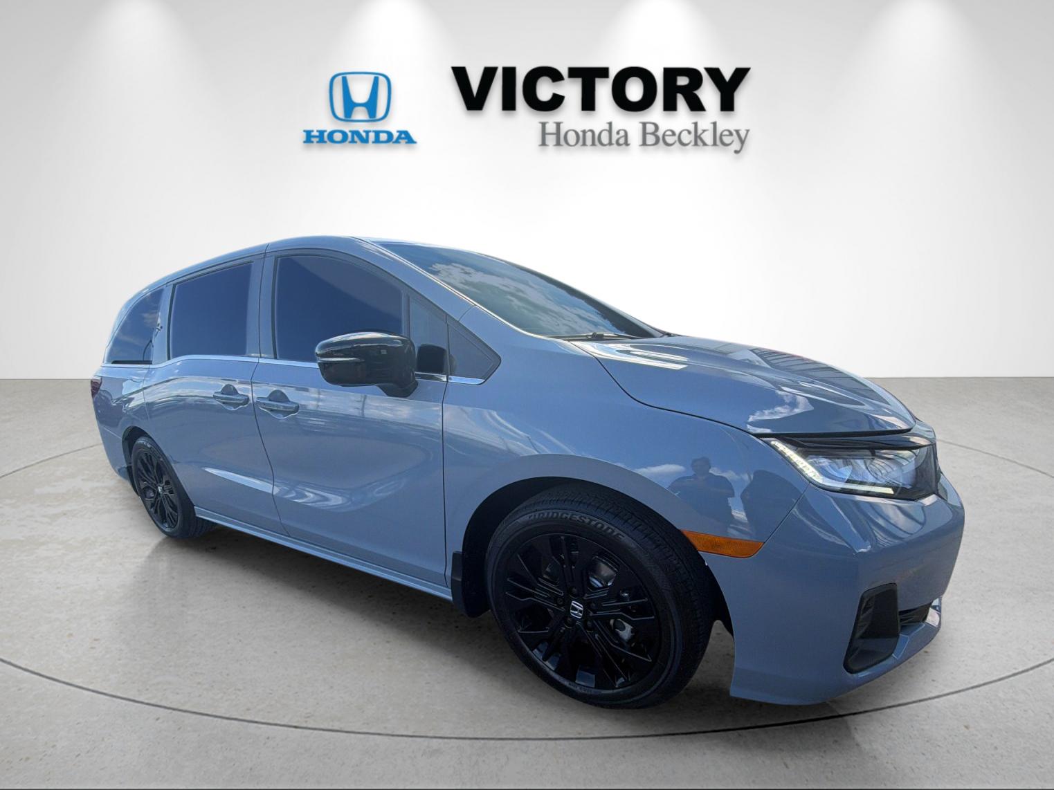New 2026 Sonic Gray Pearl Honda Sport-L image 7