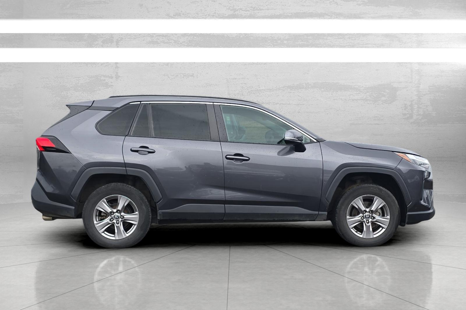 Used 2023 Gray Toyota XLE image 3