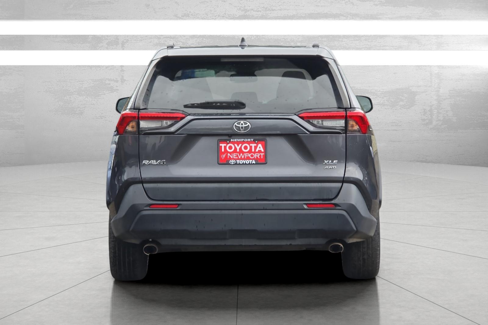 Used 2023 Gray Toyota XLE image 5