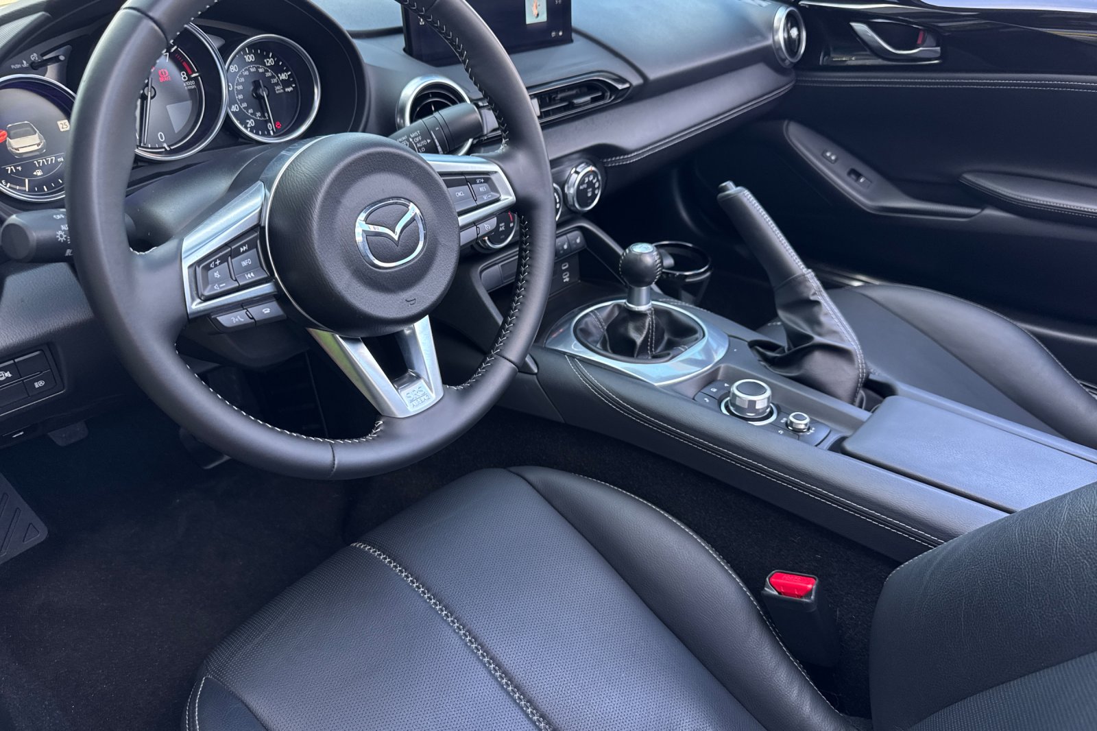 Used 2025 Jet Black Mazda Grand Touring image 11