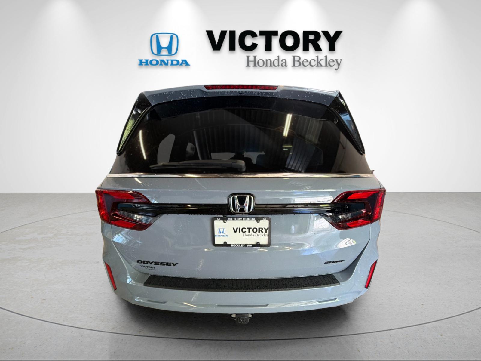 New 2026 Sonic Gray Pearl Honda Sport-L image 4