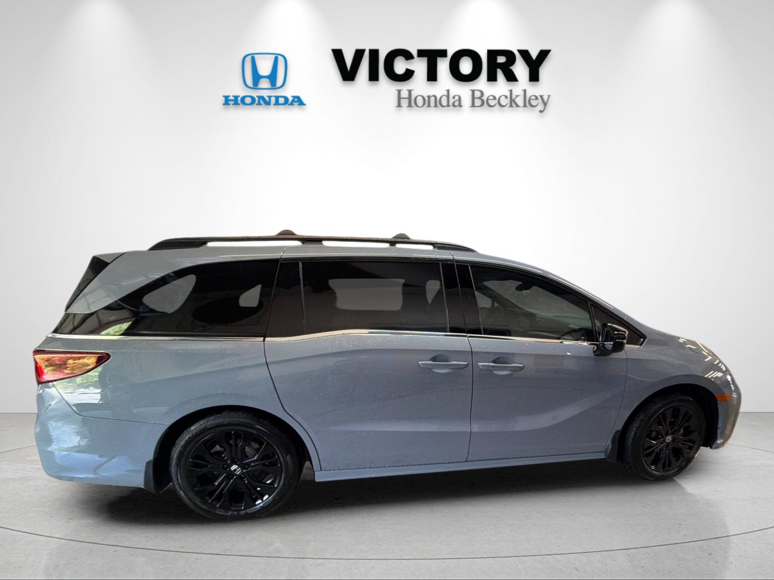 New 2026 Sonic Gray Pearl Honda Sport-L image 6