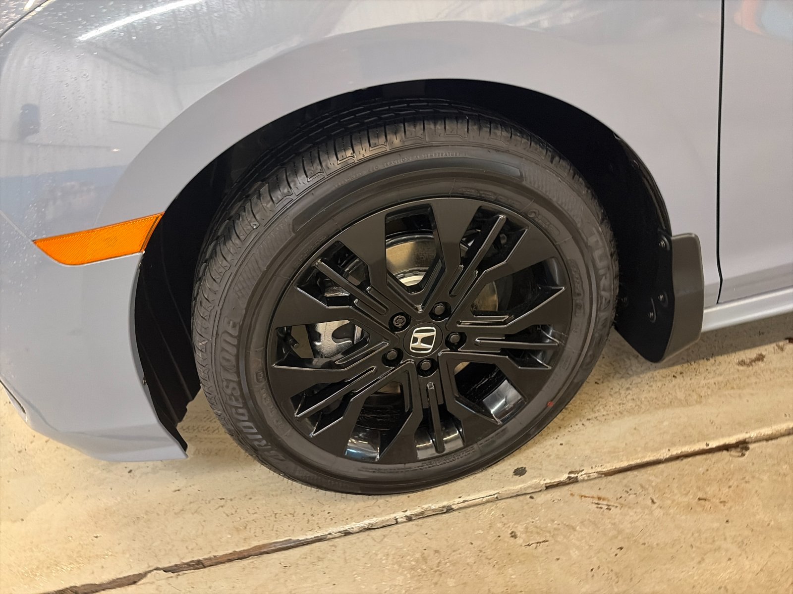 New 2026 Sonic Gray Pearl Honda Sport-L image 9