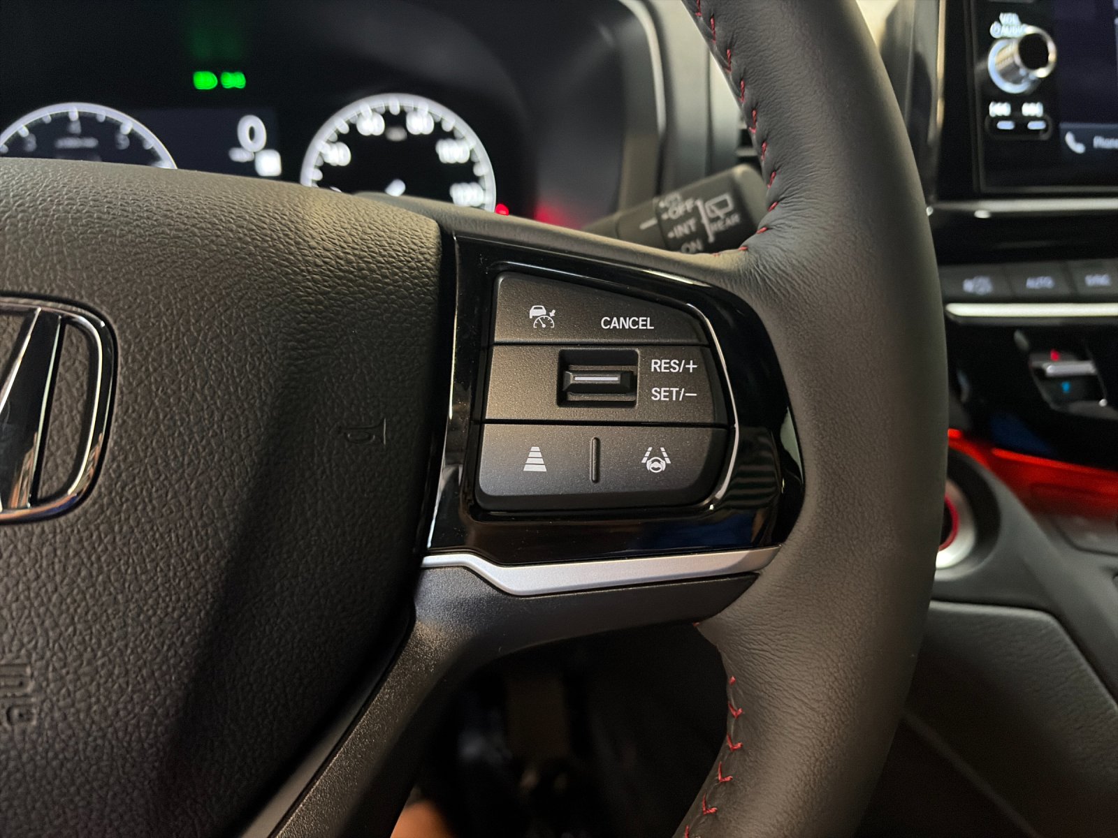 New 2026 Sonic Gray Pearl Honda Sport-L image 31