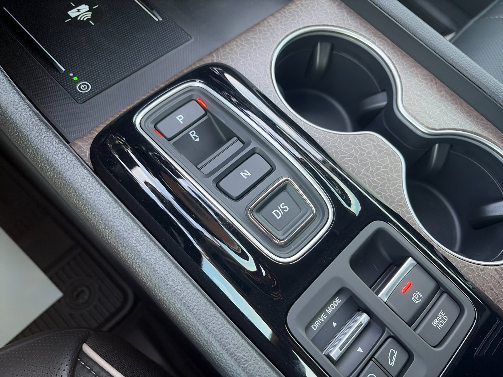 New 2026 Sonic Gray Pearl Honda AWD Elite image 28