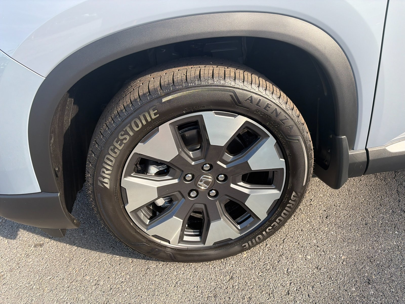 New 2026 Sonic Gray Pearl Honda AWD Elite image 9
