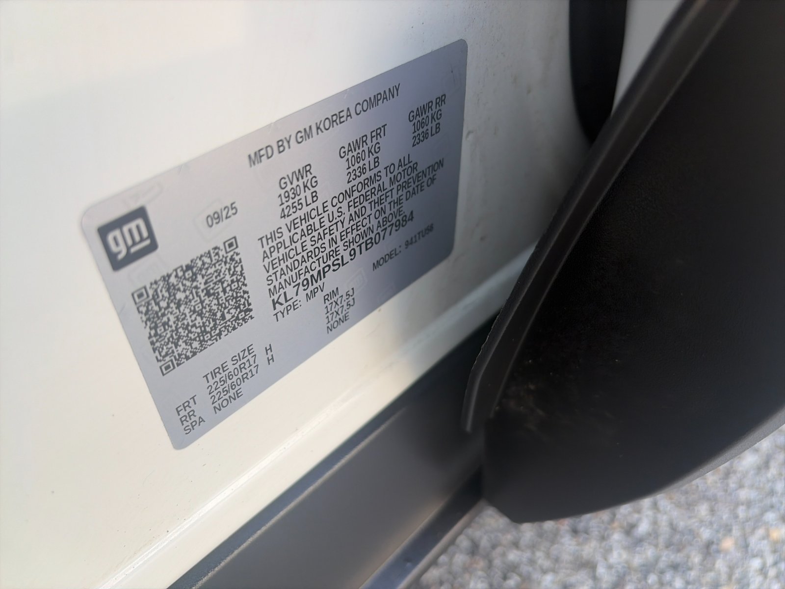Used 2026 White Chevrolet LT image 34