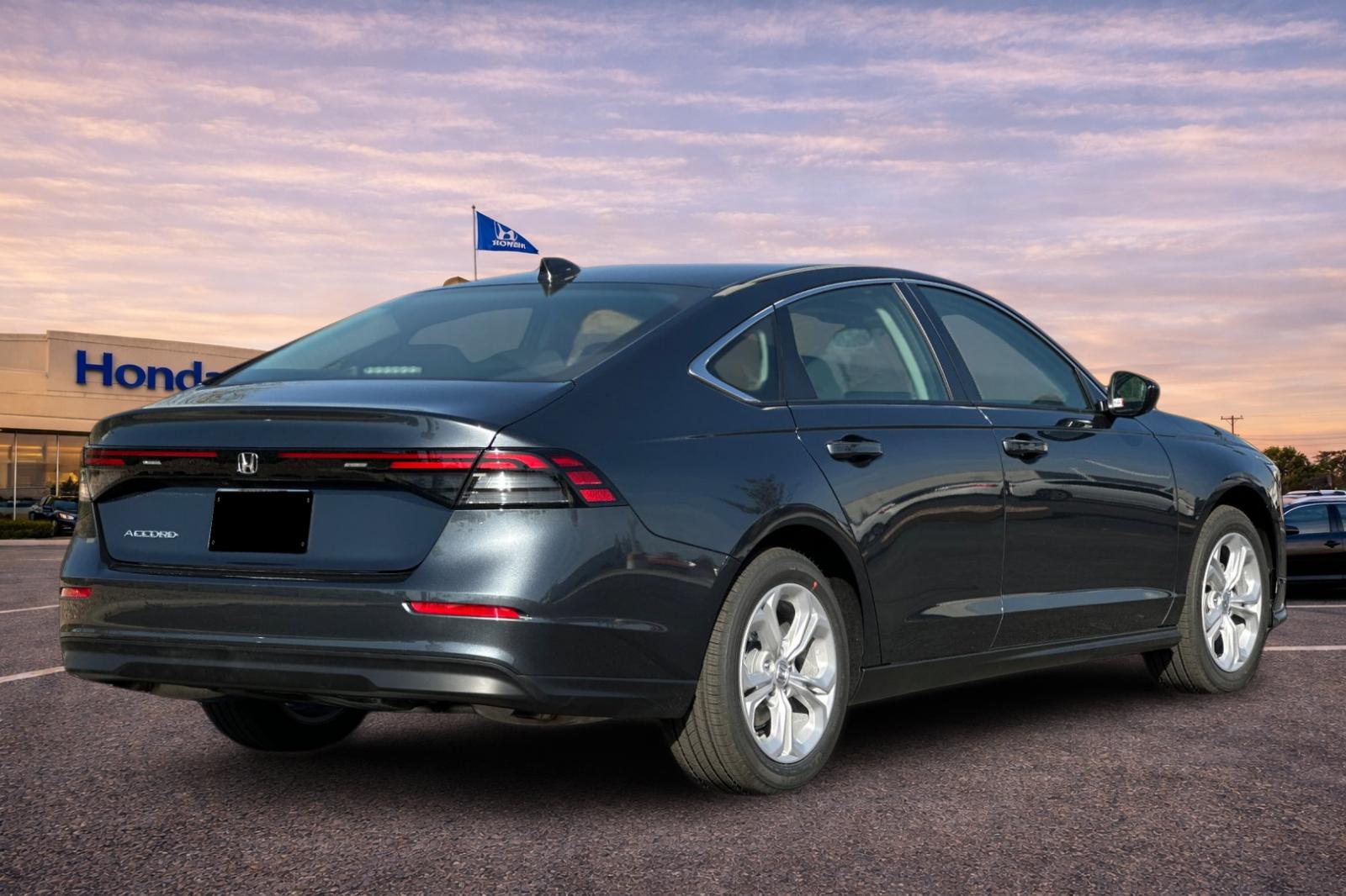 New 2026 Meteorite Gray Metallic Honda LX image 4