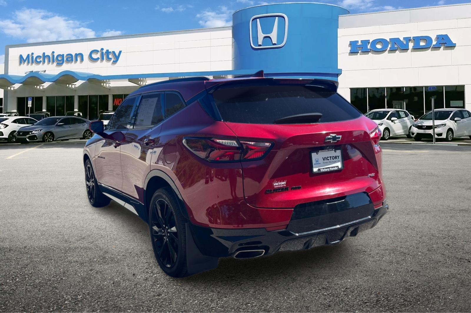 Used 2019 Red Chevrolet RS image 3