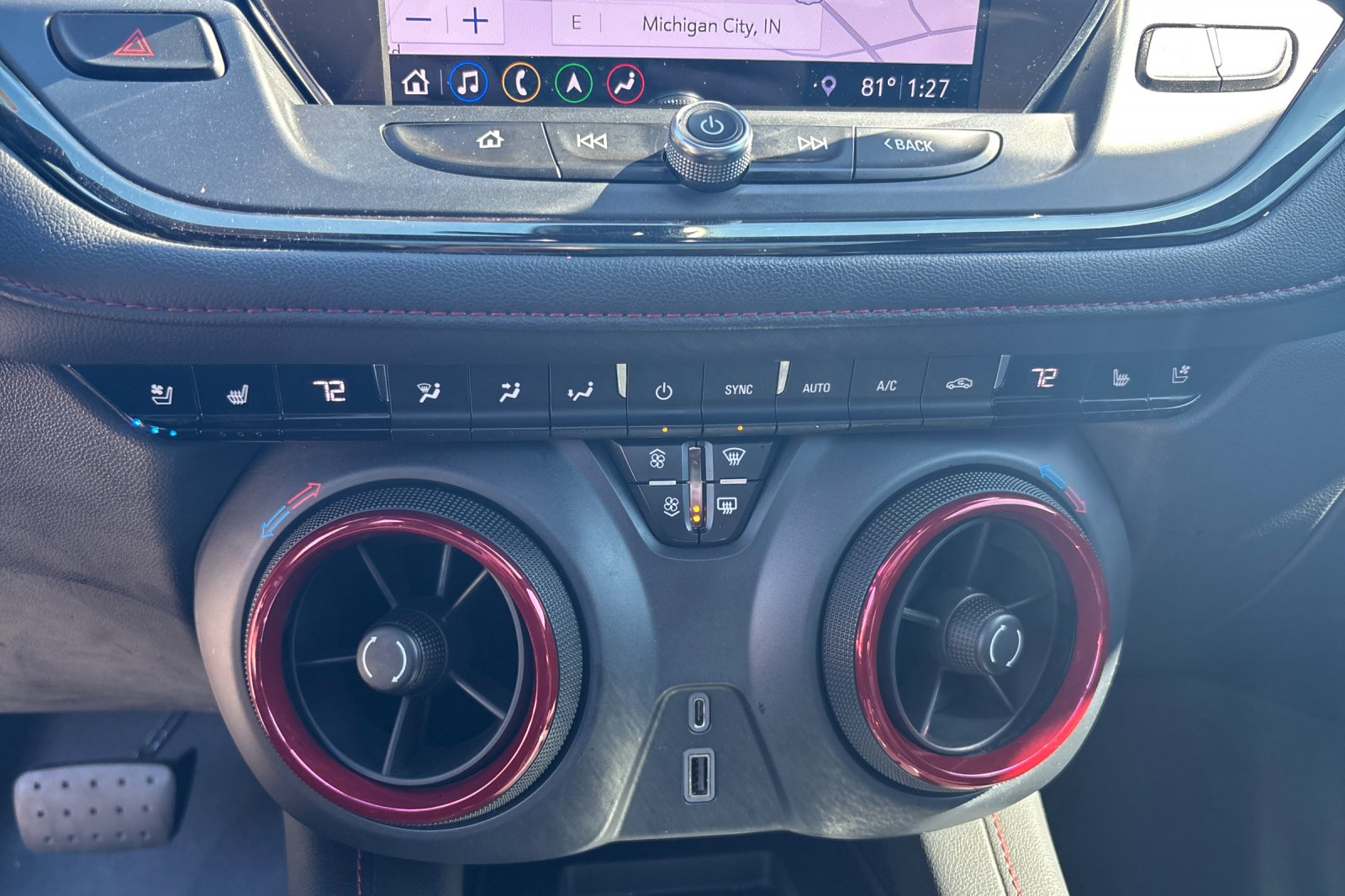 Used 2019 Red Chevrolet RS image 26