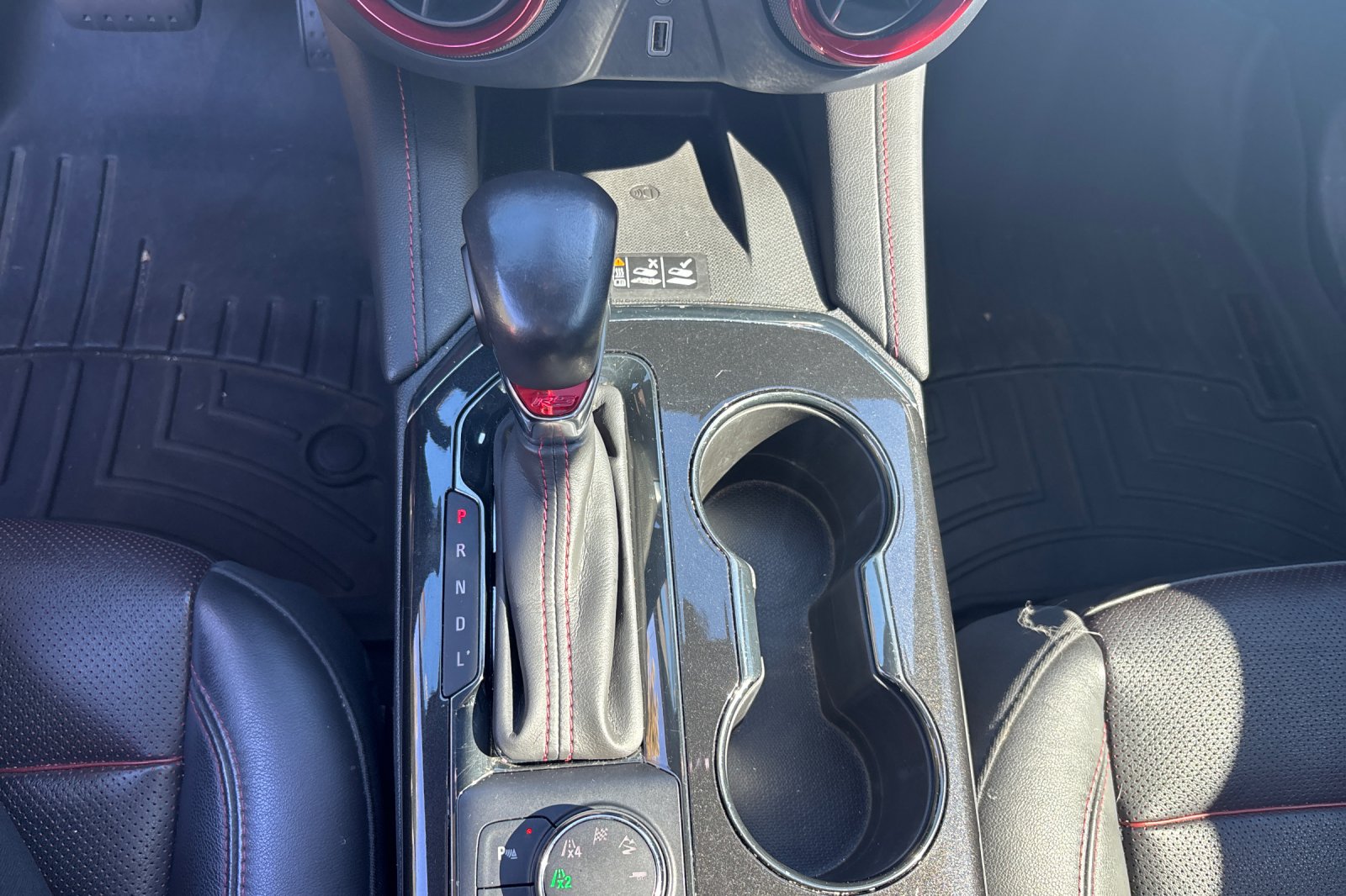 Used 2019 Red Chevrolet RS image 27