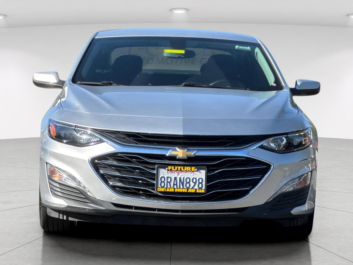 Used 2021 Silver Chevrolet LT image 9
