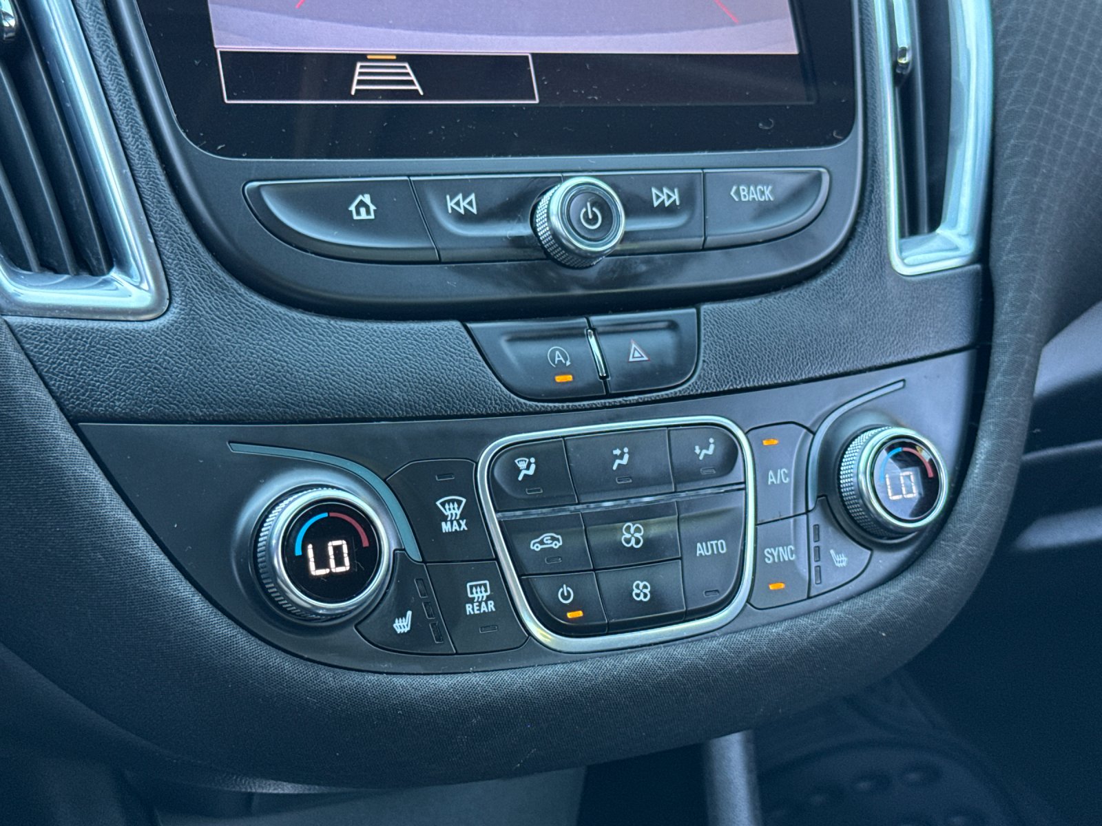 Used 2021 Silver Chevrolet LT image 19