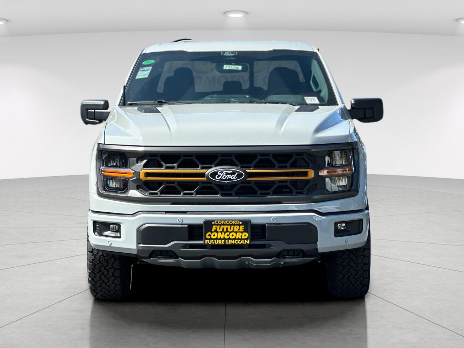 New 2026 White Ford Tremor image 8