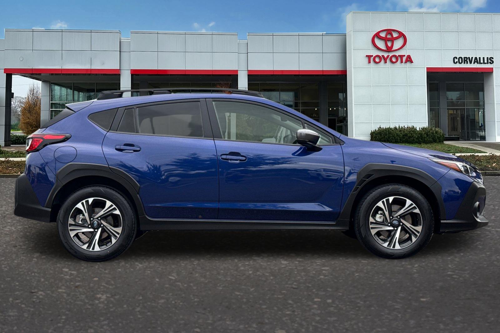 Used 2025 Blue Subaru Premium image 3