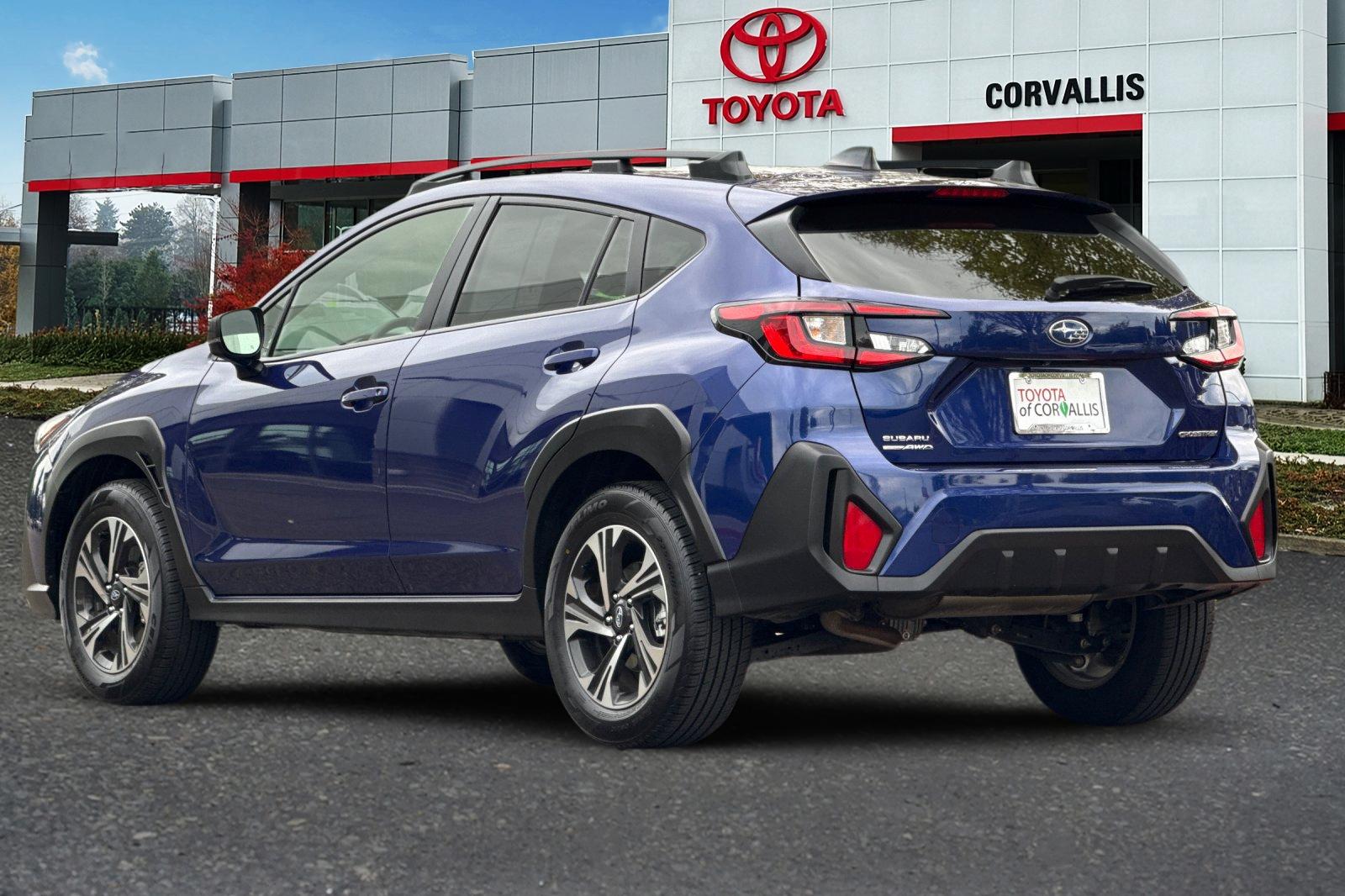Used 2025 Blue Subaru Premium image 6