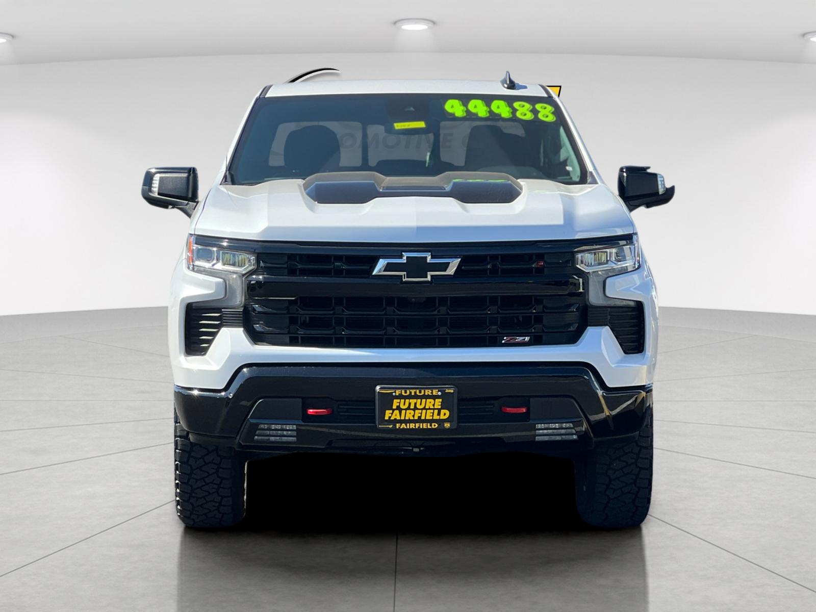 Used 2022 Beige Chevrolet LT Trail Boss image 8